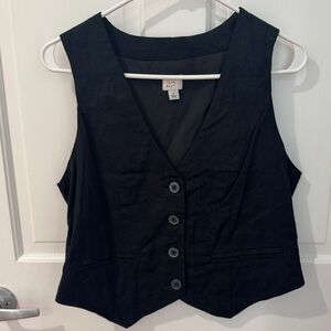 A New Day Black Sleeveless Button-Up Vest